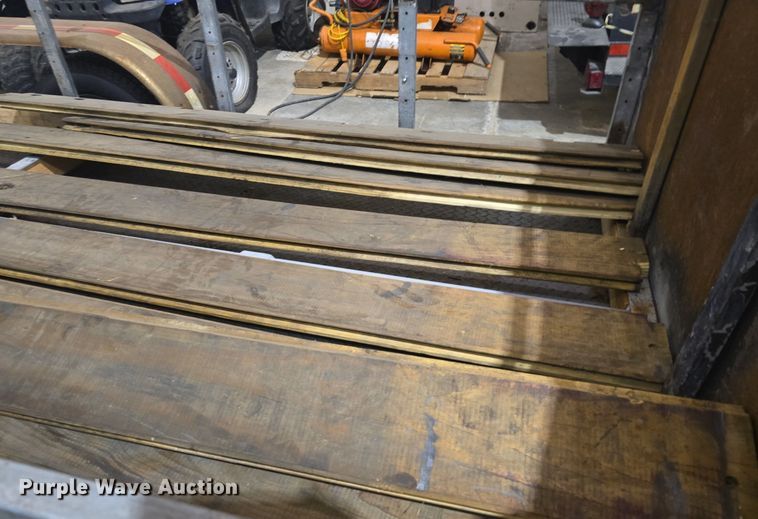 image for item DQ5160 2006 shop built utility trailer