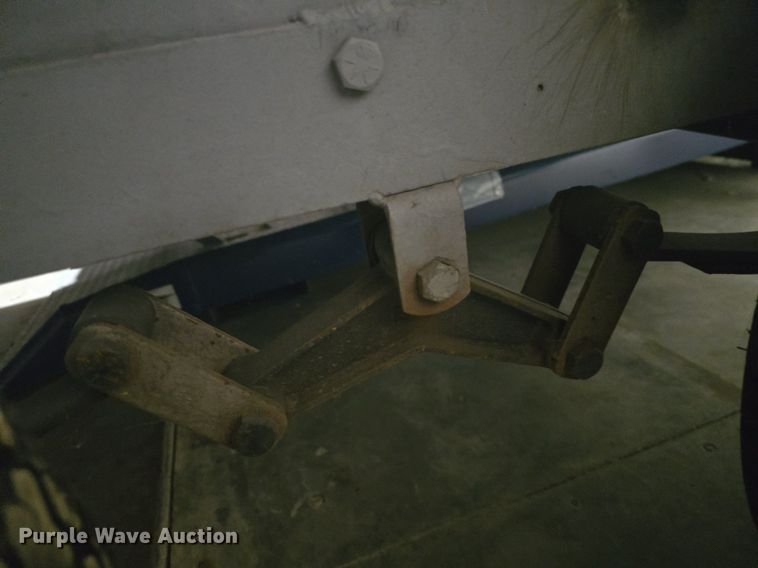 image for item DQ5160 2006 shop built utility trailer