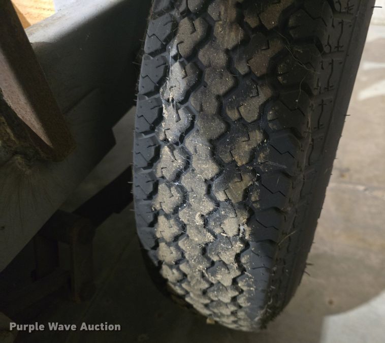 image for item DQ5160 2006 shop built utility trailer