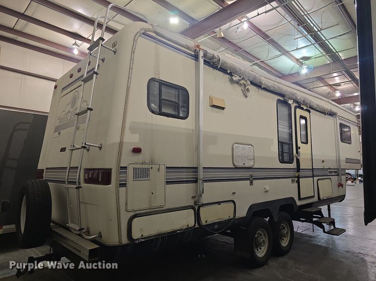 image for item DQ5161 1993 Travel Supreme camper