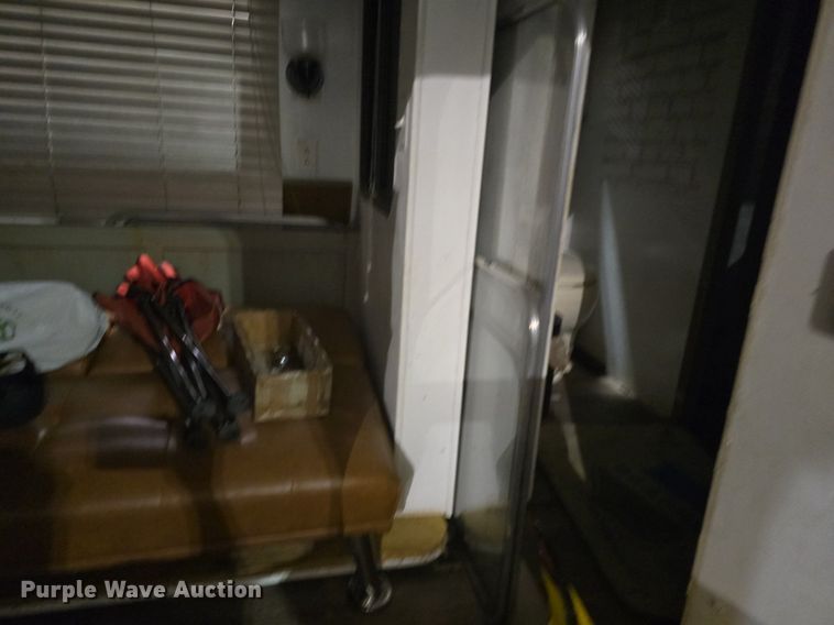 image for item DQ5161 1993 Travel Supreme camper