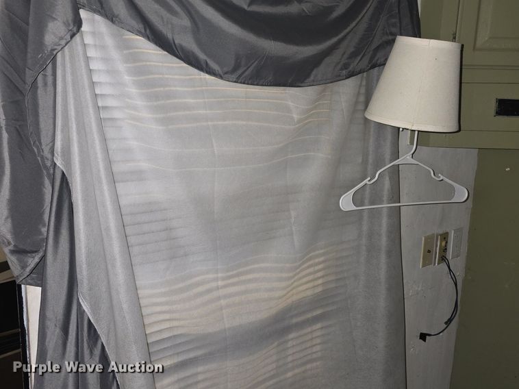 image for item DQ5161 1993 Travel Supreme camper