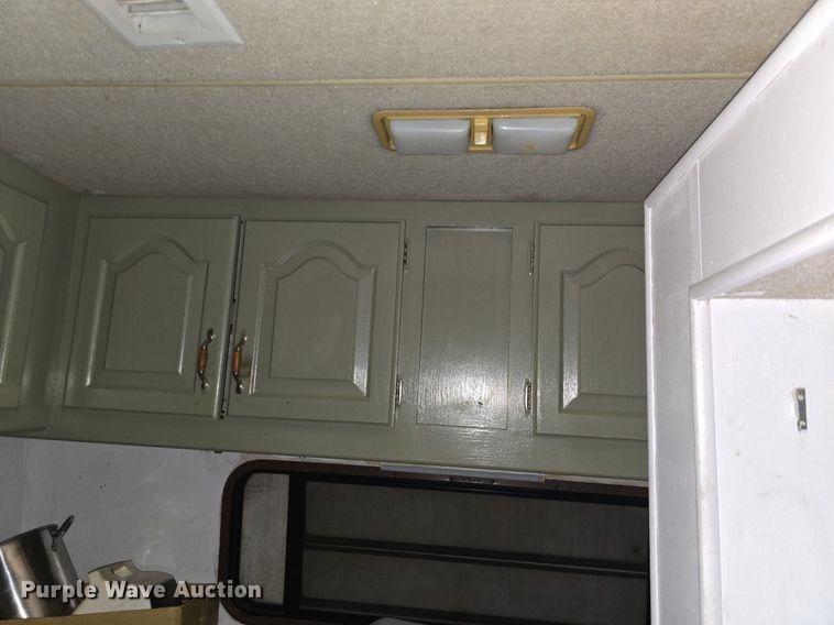 image for item DQ5161 1993 Travel Supreme camper