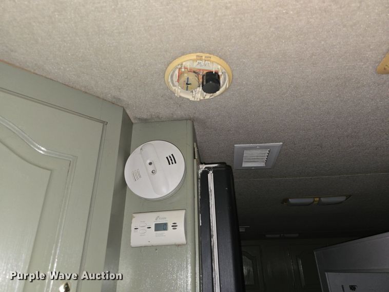 image for item DQ5161 1993 Travel Supreme camper