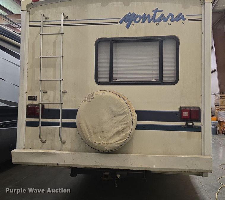 image for item DQ5164 1995 Ford  Econoline E350 Montana Tioga RV