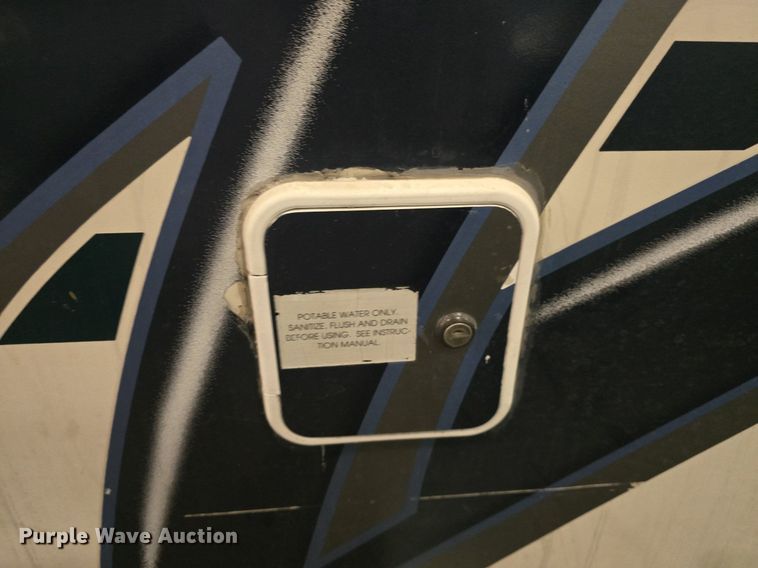 image for item DQ5164 1995 Ford  Econoline E350 Montana Tioga RV