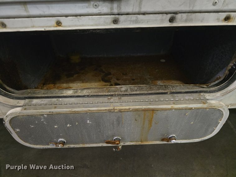 image for item DQ5164 1995 Ford  Econoline E350 Montana Tioga RV