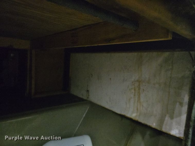 image for item DQ5164 1995 Ford  Econoline E350 Montana Tioga RV