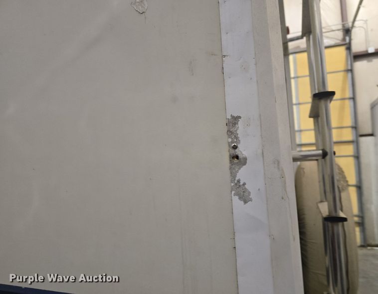 image for item DQ5164 1995 Ford  Econoline E350 Montana Tioga RV