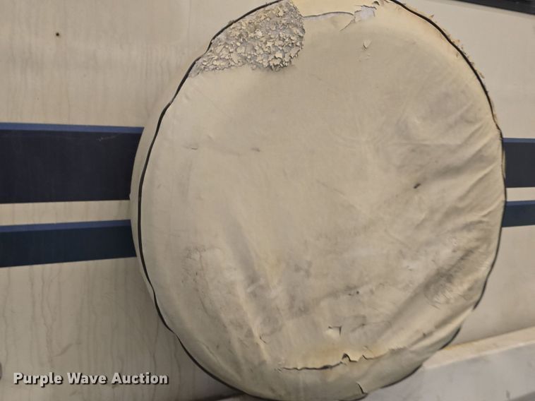 image for item DQ5164 1995 Ford  Econoline E350 Montana Tioga RV