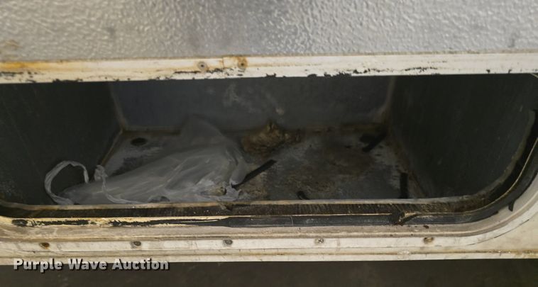 image for item DQ5164 1995 Ford  Econoline E350 Montana Tioga RV