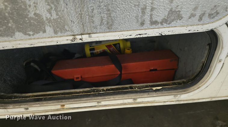 image for item DQ5164 1995 Ford  Econoline E350 Montana Tioga RV