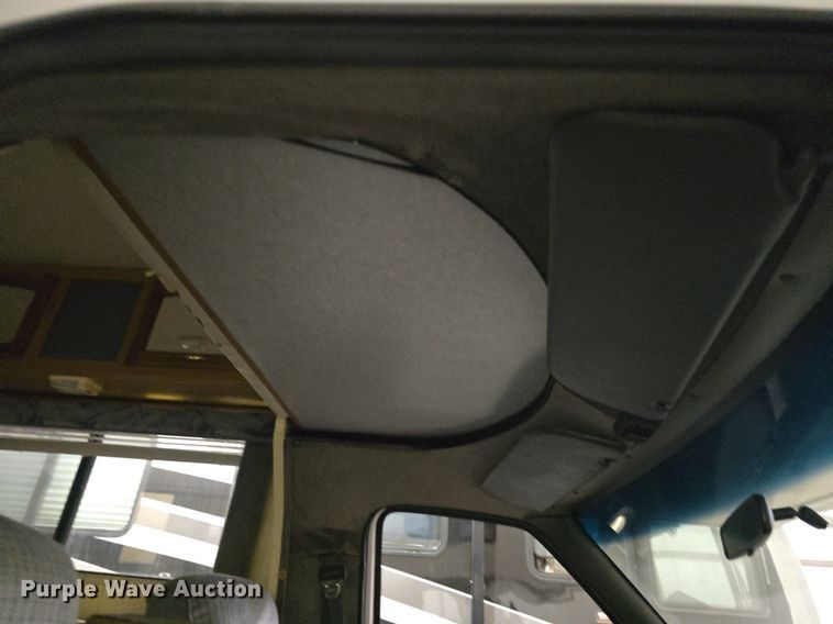image for item DQ5164 1995 Ford  Econoline E350 Montana Tioga RV