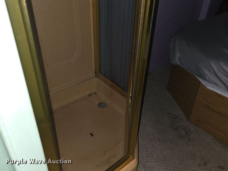 image for item DQ5164 1995 Ford  Econoline E350 Montana Tioga RV