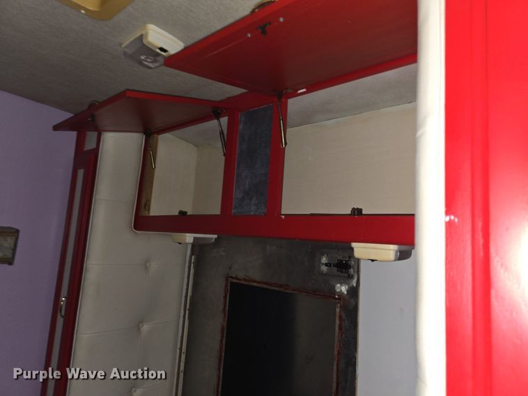 image for item DQ5164 1995 Ford  Econoline E350 Montana Tioga RV