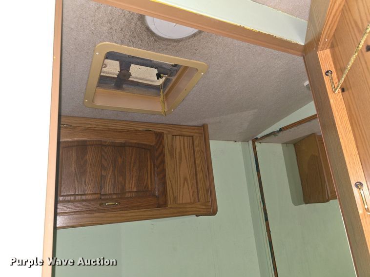 image for item DQ5164 1995 Ford  Econoline E350 Montana Tioga RV