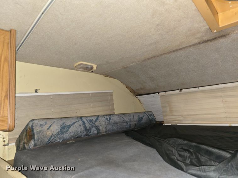 image for item DQ5164 1995 Ford  Econoline E350 Montana Tioga RV