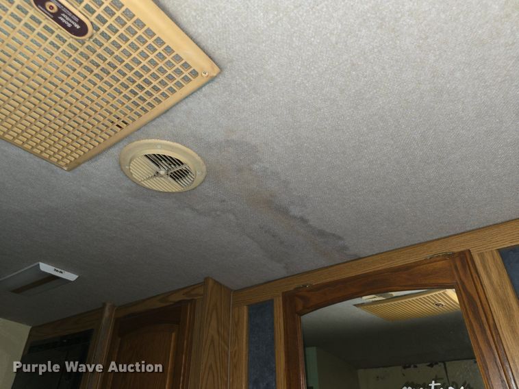 image for item DQ5164 1995 Ford  Econoline E350 Montana Tioga RV