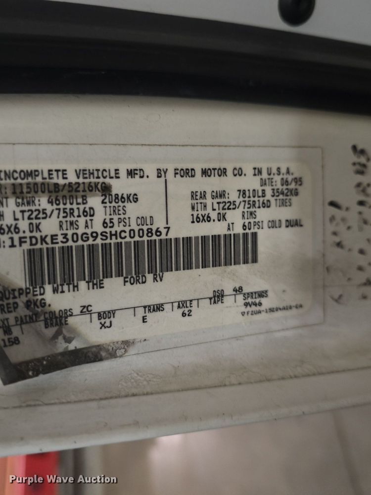 image for item DQ5164 1995 Ford  Econoline E350 Montana Tioga RV