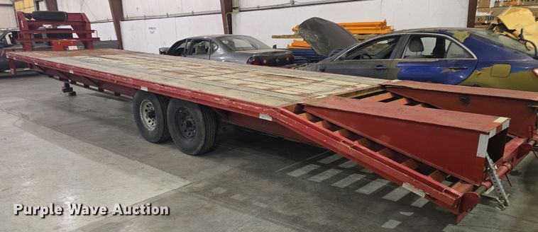 image for item DQ5165 2013 East Texas Longhorn GSN  equipment trailer