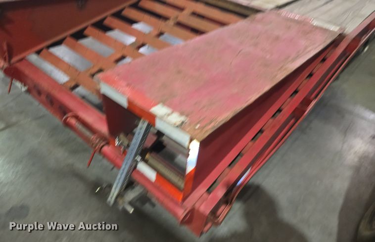 image for item DQ5165 2013 East Texas Longhorn GSN  equipment trailer