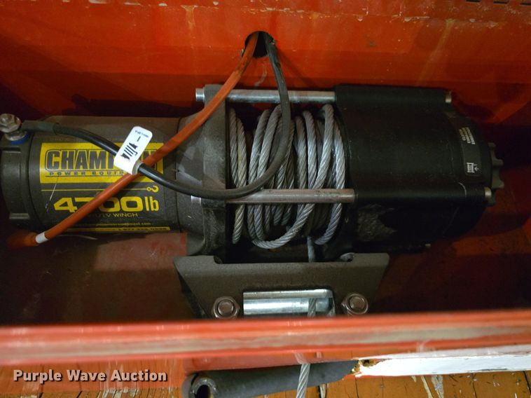 image for item DQ5165 2013 East Texas Longhorn GSN  equipment trailer