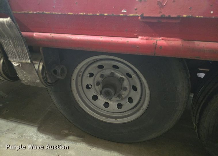 image for item DQ5165 2013 East Texas Longhorn GSN  equipment trailer