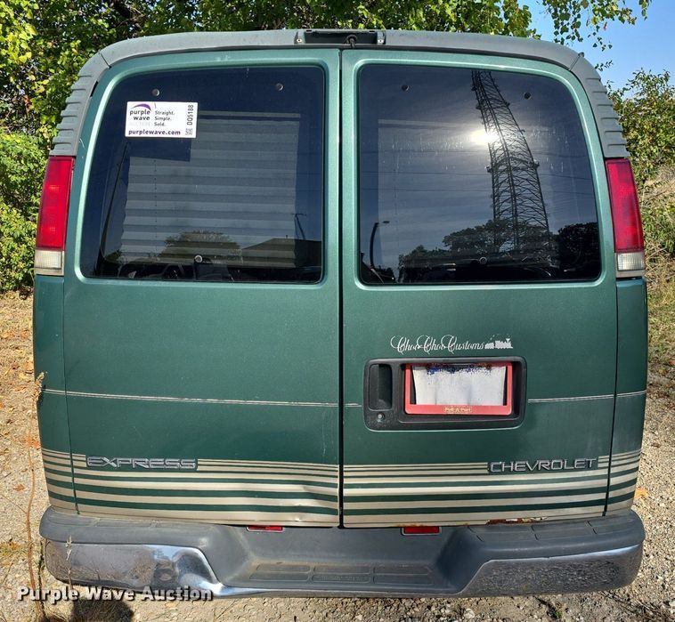 image for item DQ5188 1999 Chevy  Express G1500 van
