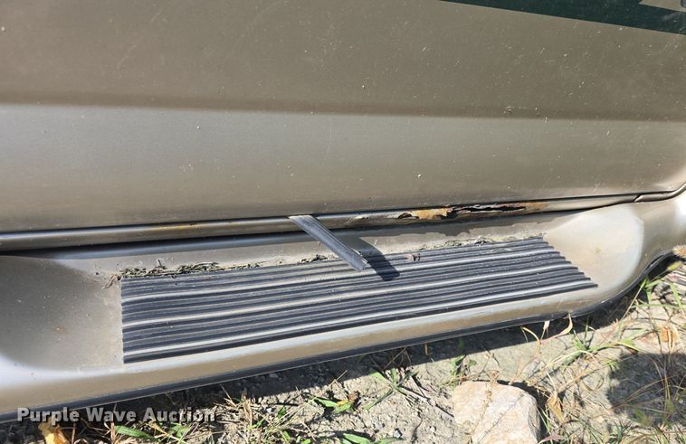 image for item DQ5188 1999 Chevy  Express G1500 van