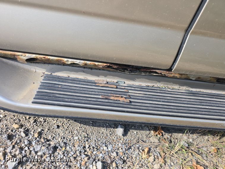 image for item DQ5188 1999 Chevy  Express G1500 van