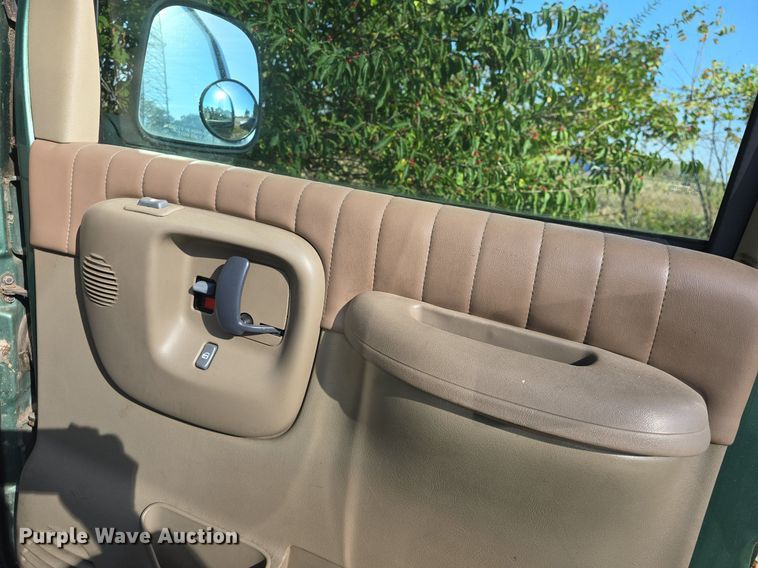 image for item DQ5188 1999 Chevy  Express G1500 van