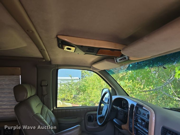 image for item DQ5188 1999 Chevy  Express G1500 van