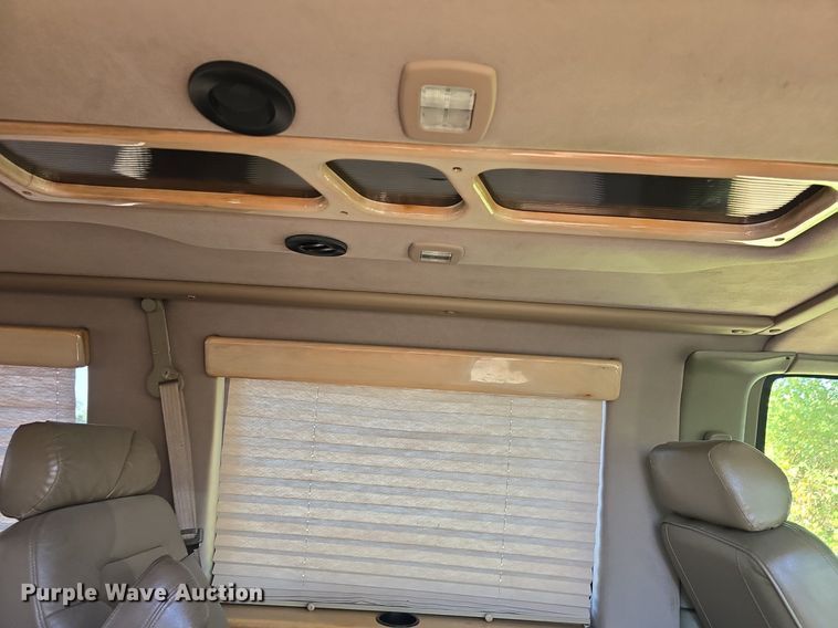 image for item DQ5188 1999 Chevy  Express G1500 van