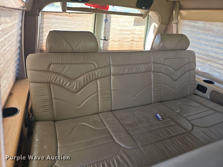 image for item DQ5188 1999 Chevy  Express G1500 van