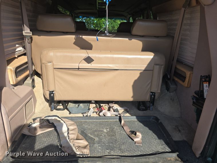 image for item DQ5188 1999 Chevy  Express G1500 van