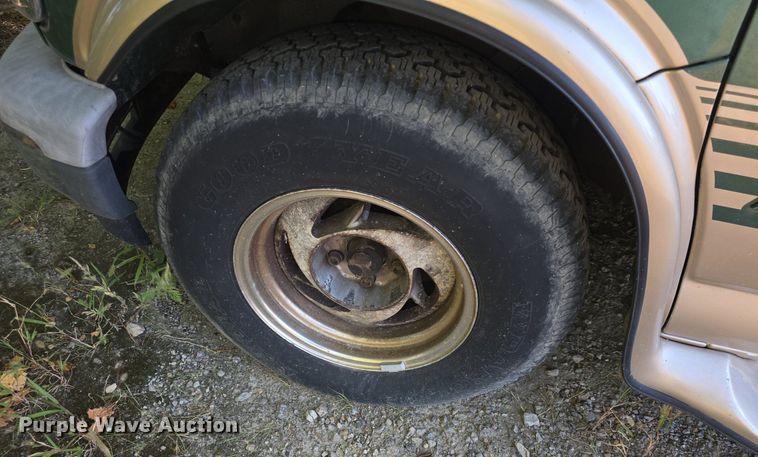 image for item DQ5188 1999 Chevy  Express G1500 van