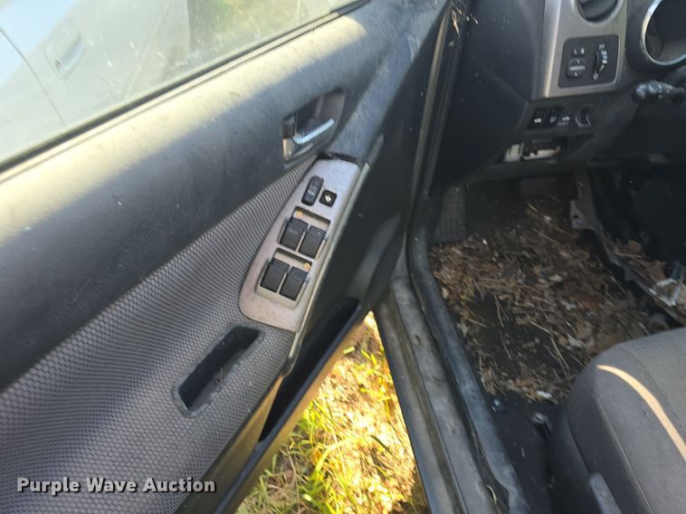 image for item DQ5189 2005 Toyota Matrix XR 