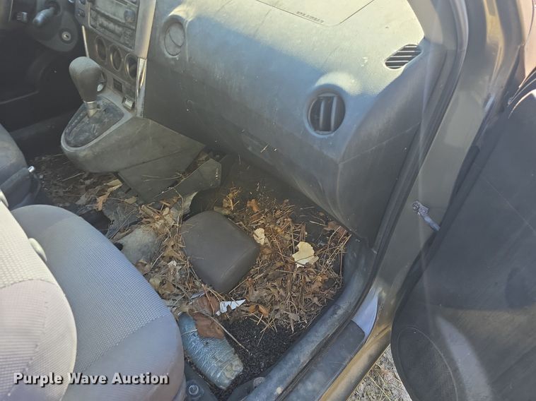 image for item DQ5189 2005 Toyota Matrix XR 