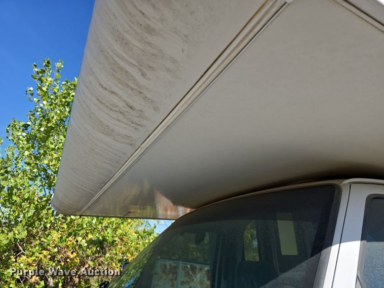 image for item DQ5193 1997 Ford E350 Four Winds 5000 RV