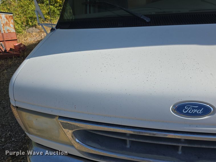 image for item DQ5193 1997 Ford E350 Four Winds 5000 RV