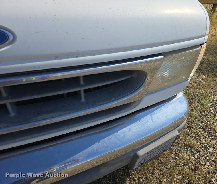 image for item DQ5193 1997 Ford E350 Four Winds 5000 RV