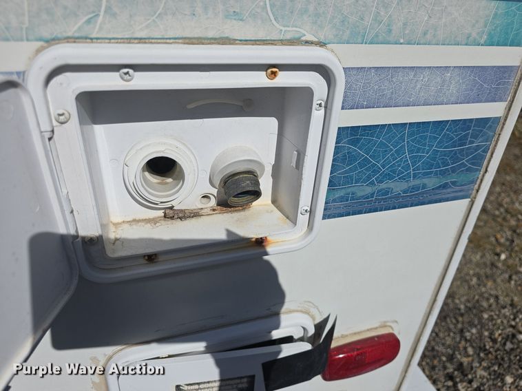 image for item DQ5193 1997 Ford E350 Four Winds 5000 RV