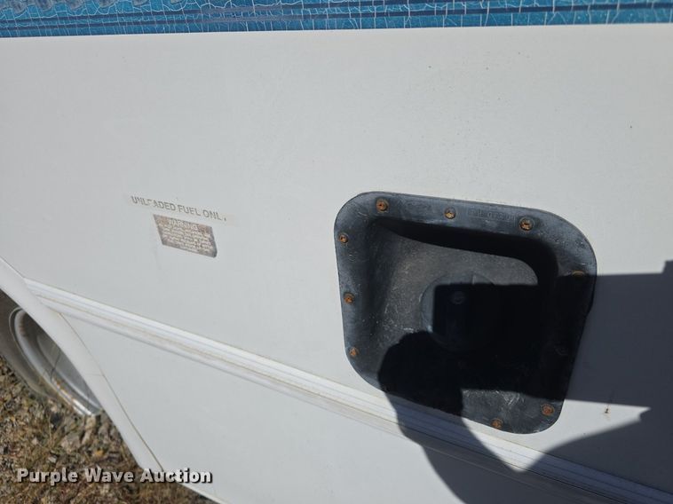 image for item DQ5193 1997 Ford E350 Four Winds 5000 RV