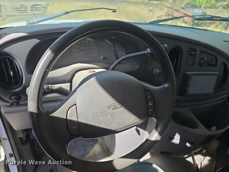 image for item DQ5193 1997 Ford E350 Four Winds 5000 RV