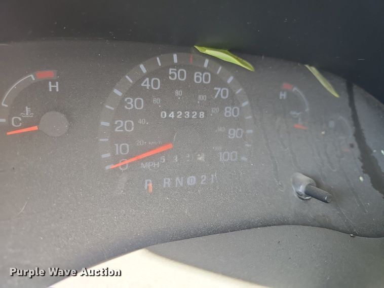 image for item DQ5193 1997 Ford E350 Four Winds 5000 RV