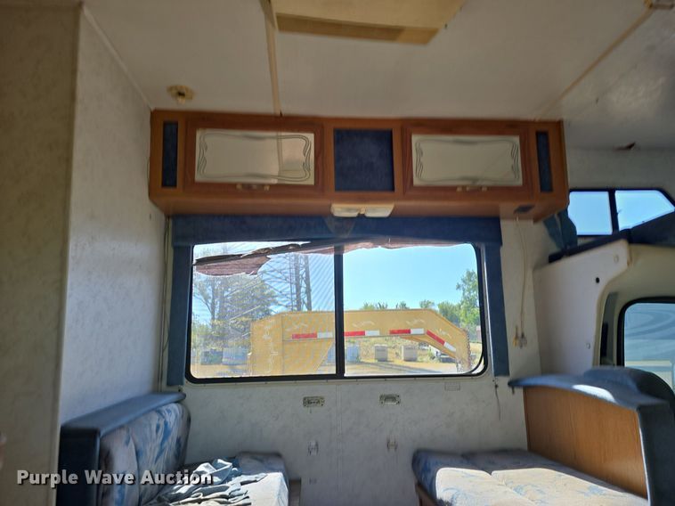 image for item DQ5193 1997 Ford E350 Four Winds 5000 RV