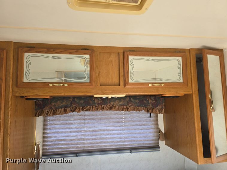 image for item DQ5193 1997 Ford E350 Four Winds 5000 RV