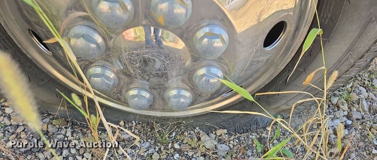 image for item DQ5193 1997 Ford E350 Four Winds 5000 RV