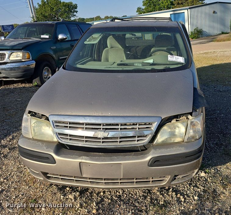 image for item DQ5195 2002 Chevrolet Venture LS van