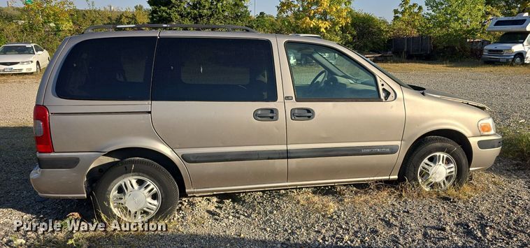 image for item DQ5195 2002 Chevrolet Venture LS van